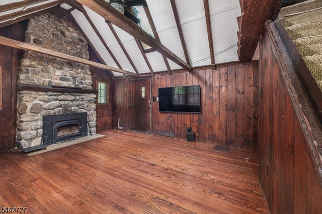 78 Woodlawn Rd, Sparta Twp., NJ 07871