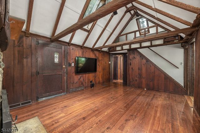 78 Woodlawn Rd, Sparta Twp., NJ 07871