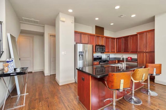 2927 Pease Street, Houston, TX 77003