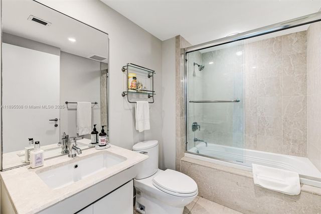 2627 S Bayshore Dr 504, Miami, FL 33133