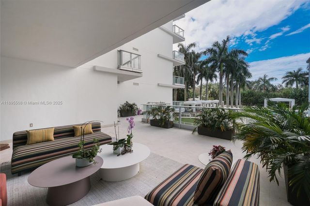 2627 S Bayshore Dr 504, Miami, FL 33133