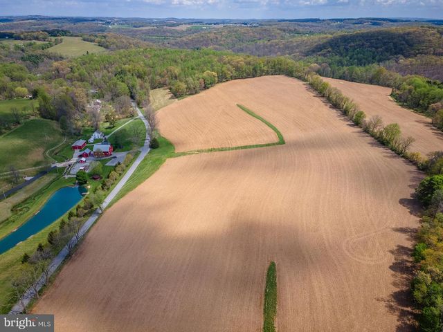 11380 + 11350 WHITE OAK RD, New Freedom, PA 17349