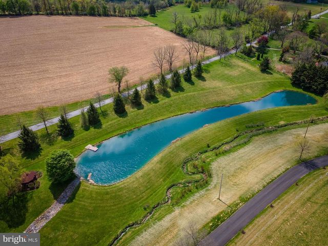 11380 + 11350 WHITE OAK RD, New Freedom, PA 17349