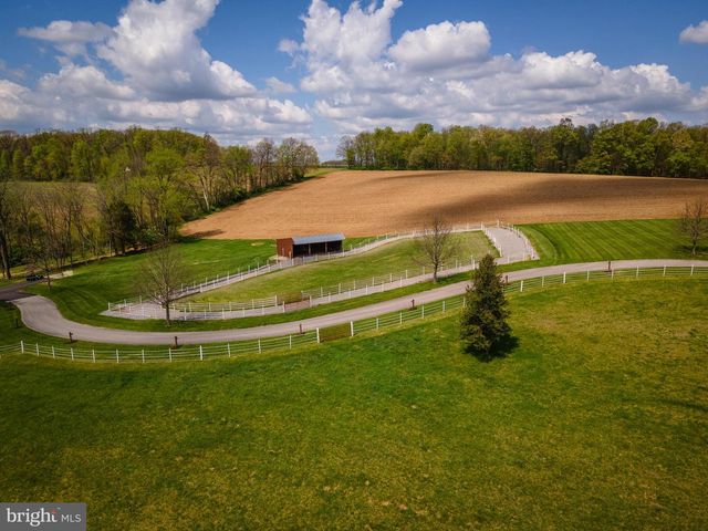 11380 + 11350 WHITE OAK RD, New Freedom, PA 17349