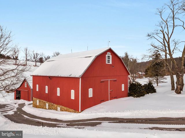 11380 + 11350 WHITE OAK RD, New Freedom, PA 17349