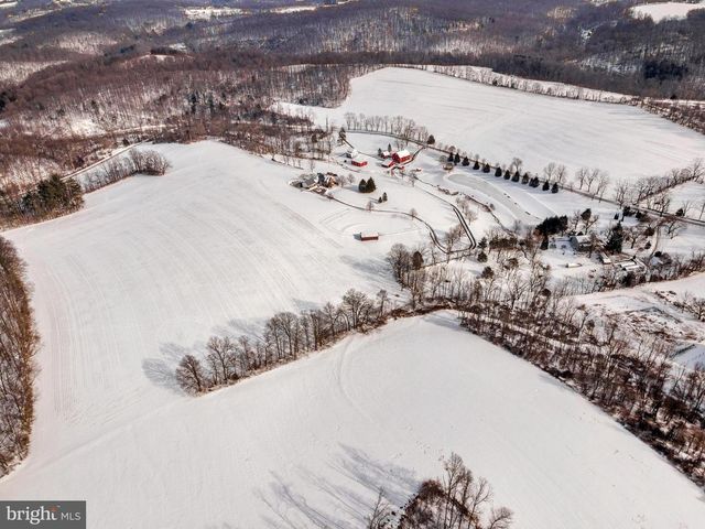 11380 + 11350 WHITE OAK RD, New Freedom, PA 17349