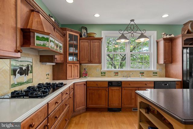 11380 + 11350 WHITE OAK RD, New Freedom, PA 17349