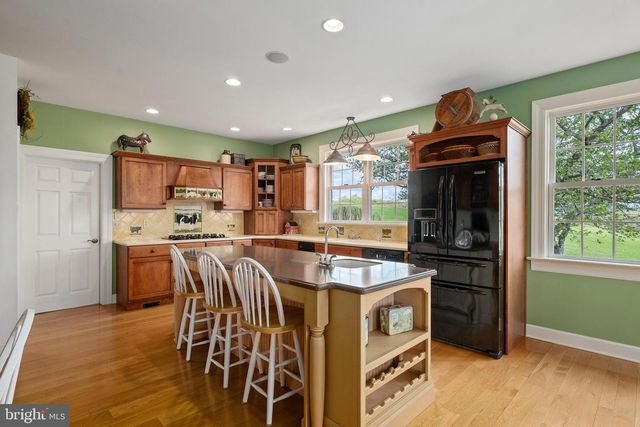 11380 + 11350 WHITE OAK RD, New Freedom, PA 17349