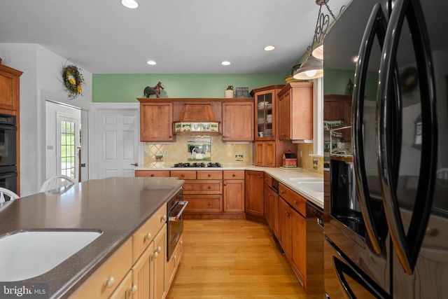11380 + 11350 WHITE OAK RD, New Freedom, PA 17349