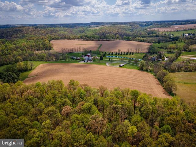 11380 + 11350 WHITE OAK RD, New Freedom, PA 17349