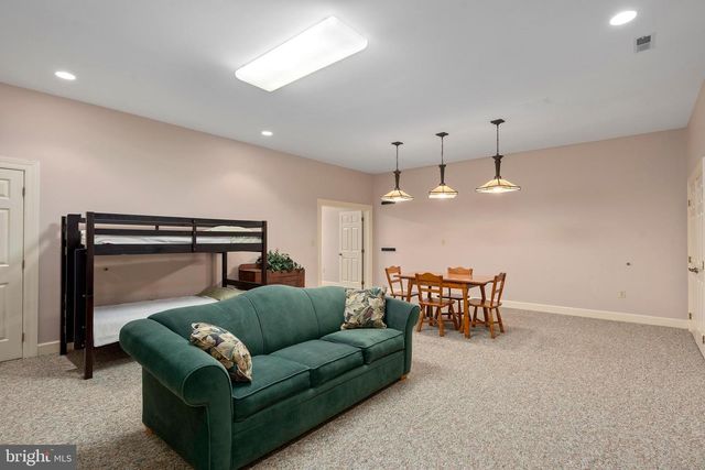 11380 + 11350 WHITE OAK RD, New Freedom, PA 17349