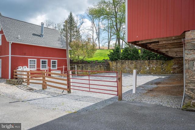 11380 + 11350 WHITE OAK RD, New Freedom, PA 17349