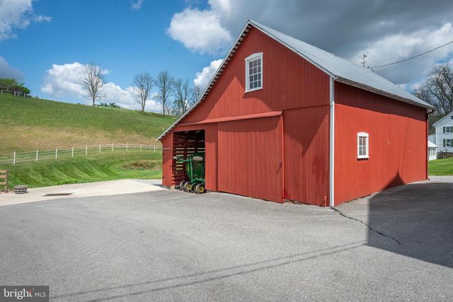 11380 + 11350 WHITE OAK RD, New Freedom, PA 17349