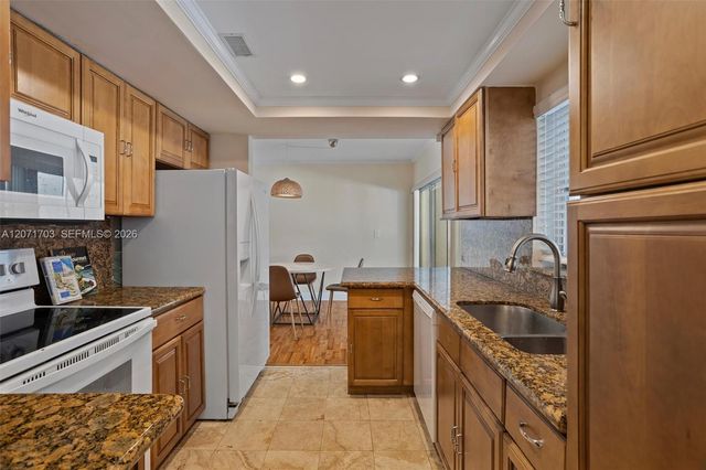 7508 SW 58th Avenue 7508, South Miami, FL 33143