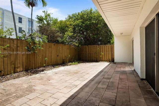 7508 SW 58th Avenue 7508, South Miami, FL 33143