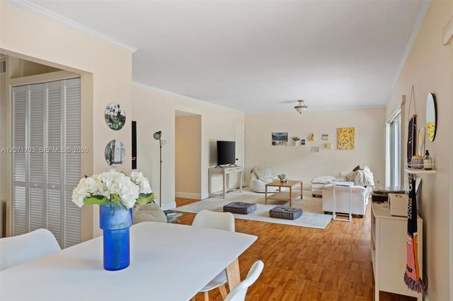 7508 SW 58th Avenue 7508, South Miami, FL 33143