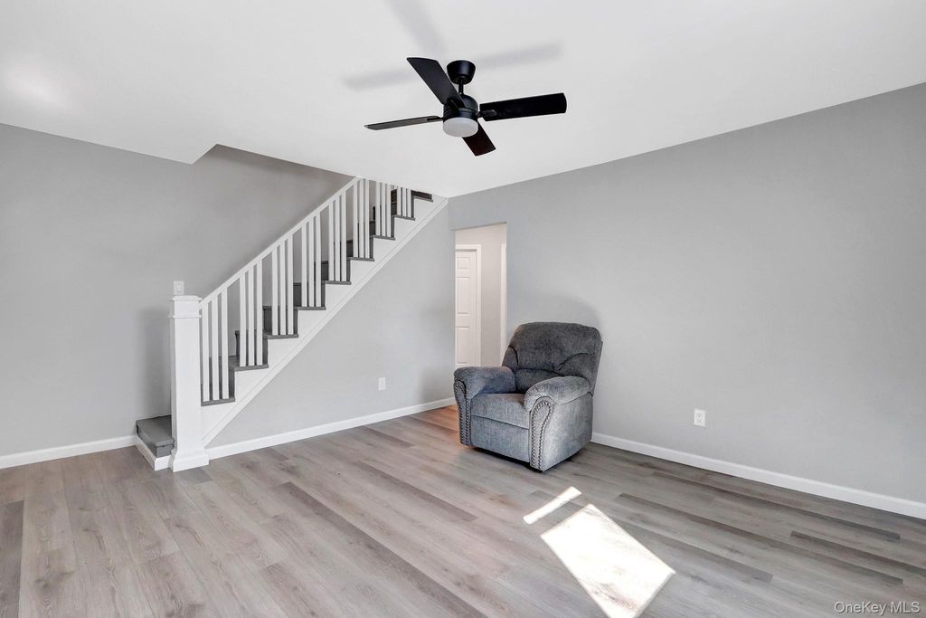 1801 Stein Drive, Bay Shore, NY 11706 — photo 3