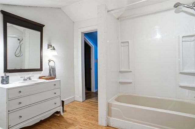 5705 Tremont Street, Dallas, TX 75214