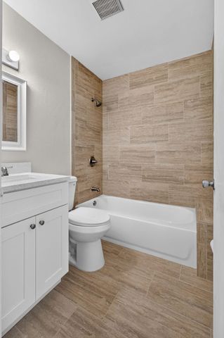 12395 Peconic Court, Wellington, FL 33414