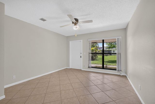 12395 Peconic Court, Wellington, FL 33414