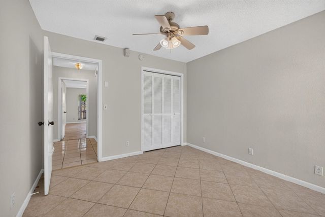 12395 Peconic Court, Wellington, FL 33414