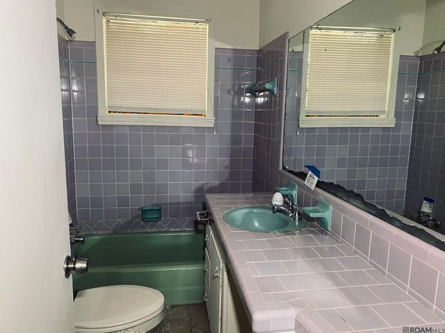 2758 Badley Rd, Baton Rouge, LA 70807