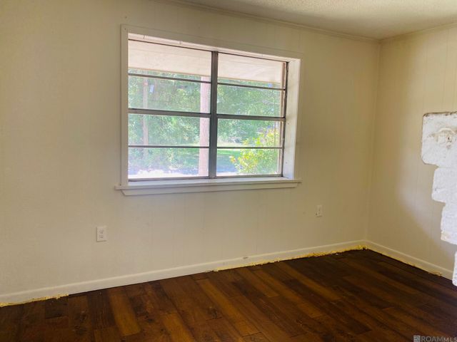 2758 Badley Rd, Baton Rouge, LA 70807