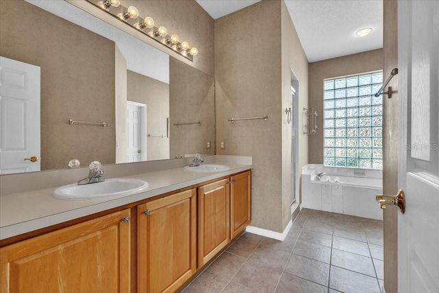 24225 WESTGATE BOULEVARD, Punta Gorda, FL 33980