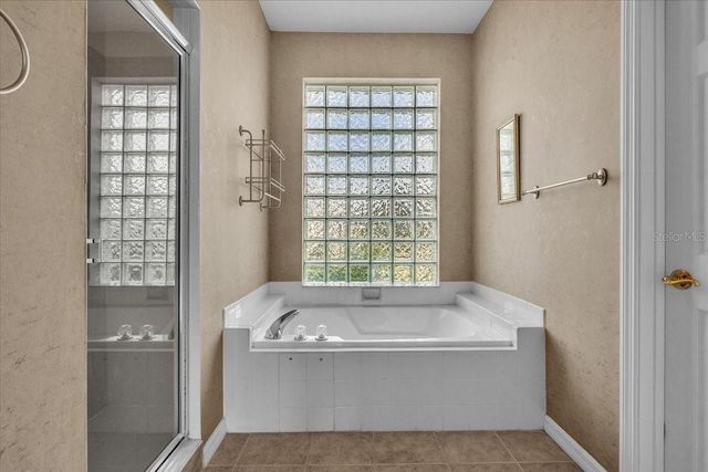 24225 WESTGATE BOULEVARD, Punta Gorda, FL 33980