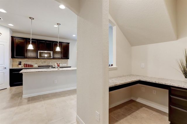 5334 Silver Ledge Drive, Katy, TX 77493