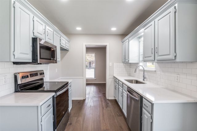 2316 Daybreak Drive, Dallas, TX 75287