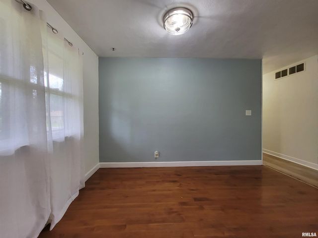 1526 GLENDALE Avenue, Pekin, IL 61554