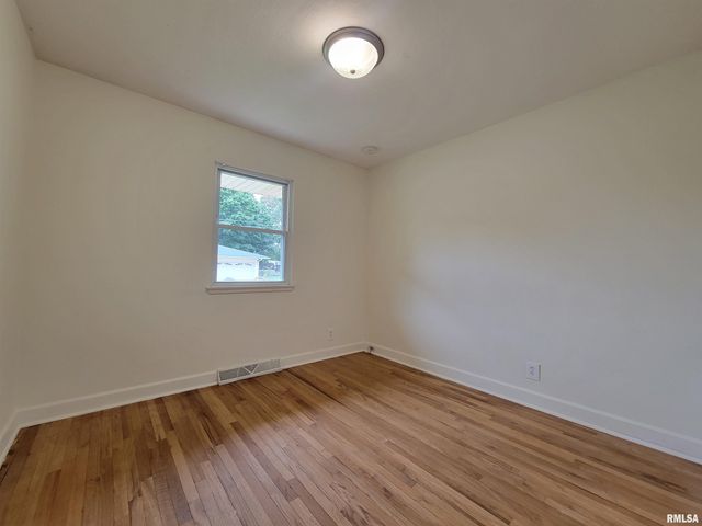 1526 GLENDALE Avenue, Pekin, IL 61554