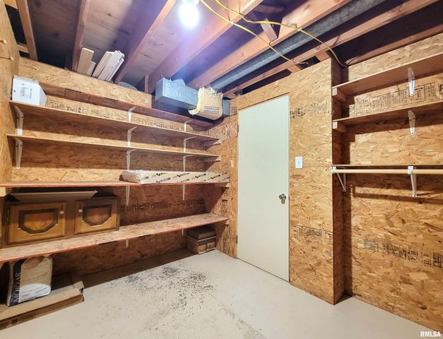 1526 GLENDALE Avenue, Pekin, IL 61554