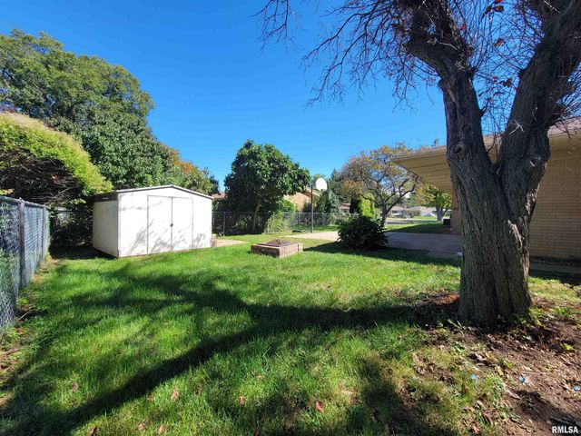 1526 GLENDALE Avenue, Pekin, IL 61554