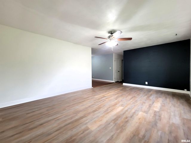 1526 GLENDALE Avenue, Pekin, IL 61554