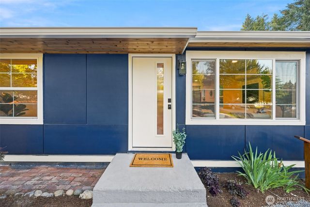 17211 3rd Avenue NE, Shoreline, WA 98155
