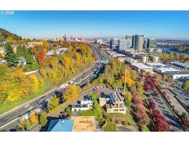 4530 S KELLY Ave, Portland, OR 97239