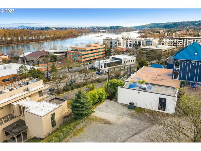 4530 S KELLY Ave, Portland, OR 97239