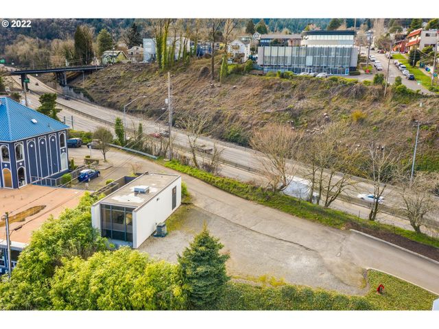 4530 S KELLY Ave, Portland, OR 97239