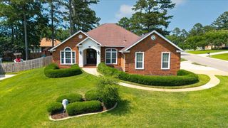 4664 FLEDGLING Drive, Tallahassee, FL 32311