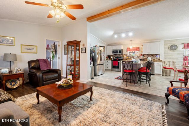 508 Highway 139, Dandridge, TN 37725