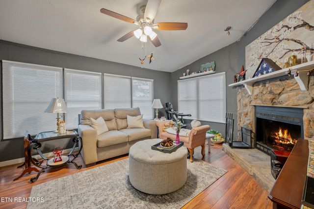 508 Highway 139, Dandridge, TN 37725