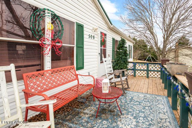 508 Highway 139, Dandridge, TN 37725