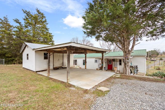 508 Highway 139, Dandridge, TN 37725