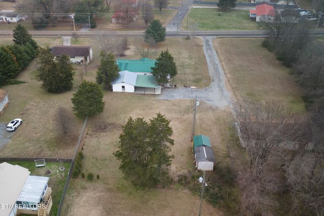 508 Highway 139, Dandridge, TN 37725