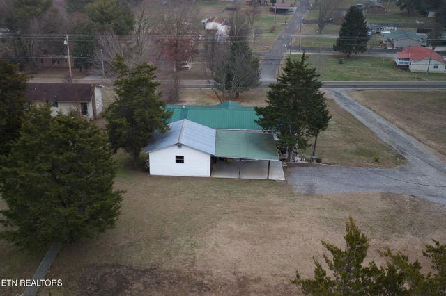 508 Highway 139, Dandridge, TN 37725