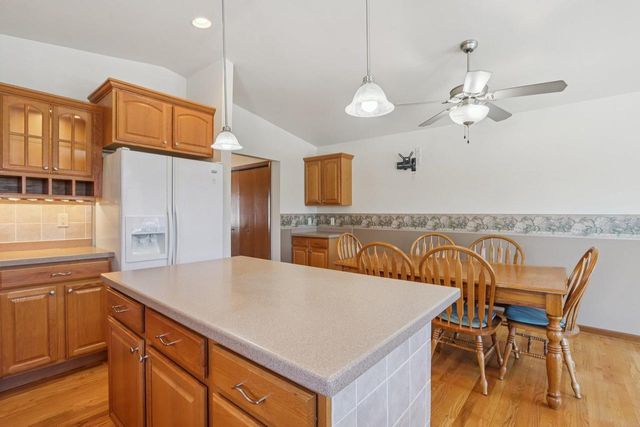 216 Reigstad Street, Deforest, WI 53532