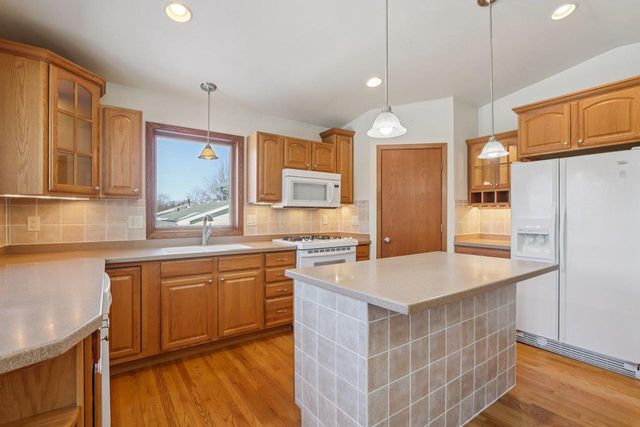 216 Reigstad Street, Deforest, WI 53532