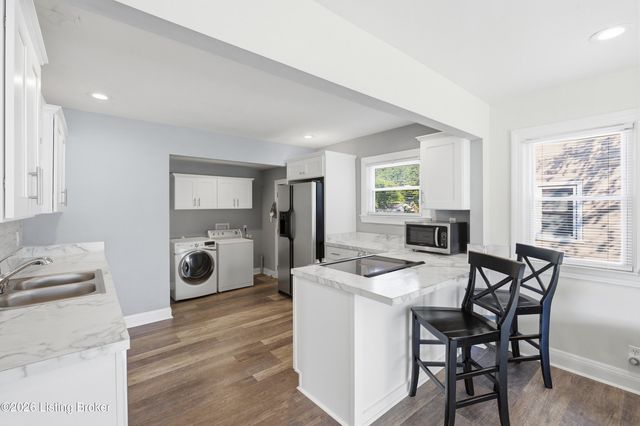 234 W Esplanade Ave, Louisville, KY 40214
